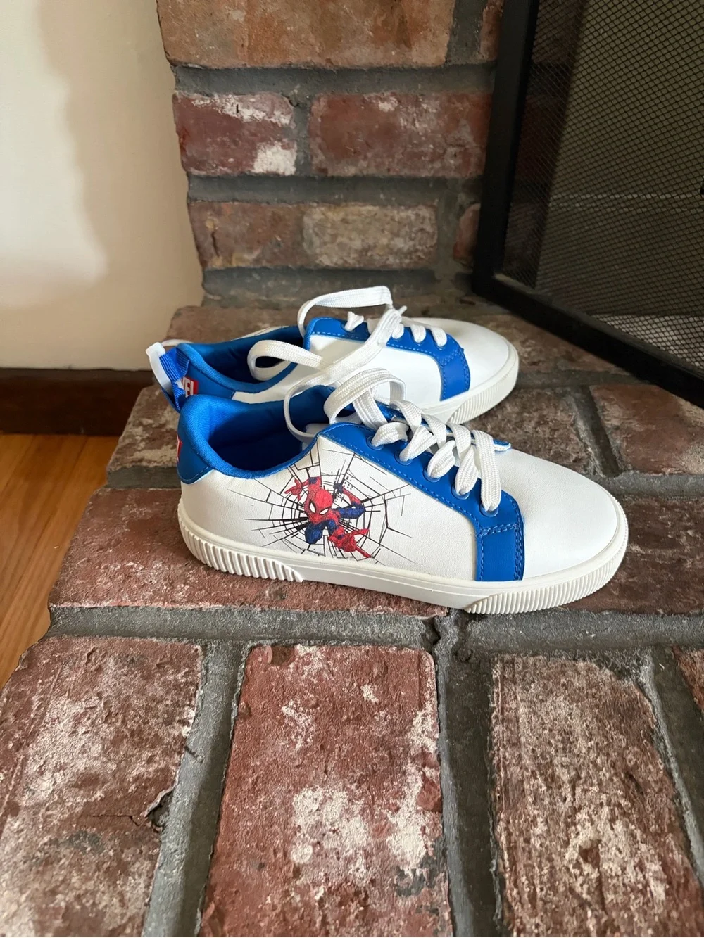 Kids marvel Spiderman shoes / sneakers size one